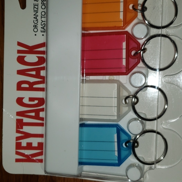 McGill Keytag Rack - Picture 4 of 4